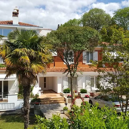 Corte Dei Merli Apartment Rovinj